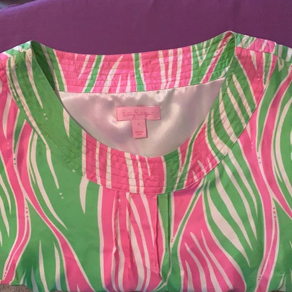 This Lilly needs no introduction. Pretty in pink - Picture 3 of 9